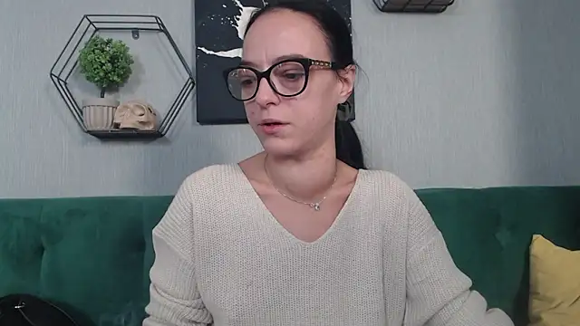 IzabelllNoir online show from October 2025 07:16:01 AM