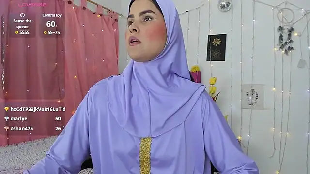 AishaAmin  online show from February 2025 04:03:02 PM