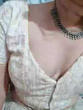 Brown Maxi online show from January 2025 03:39:02 PM