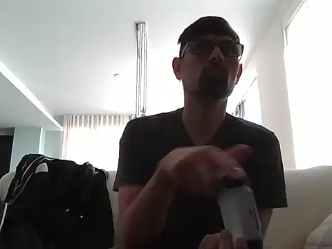 Snapshot of spence204011 chatting on January 2025 03:45:01 PM spence204011 online show from January 2025 03:45:01 PM