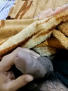 mrmukesh007 online show from December 2025 05:41:01 PM