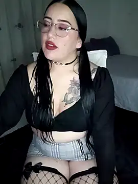 Snapshot of kirara_dirty chatting on December 2024 04:17:02 AM kirara dirty online show from December 2024 04:17:02 AM