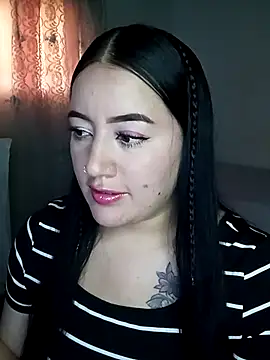 Snapshot of kirara_dirty chatting on February 2025 04:04:01 PM kirara dirty online show from February 2025 04:04:01 PM