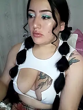 Snapshot of kirara_dirty chatting on March 2025 05:44:02 AM kirara dirty online show from March 2025 05:44:02 AM