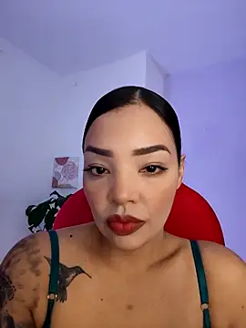 Sara LipsX online show from November 2025 02:00:02 AM