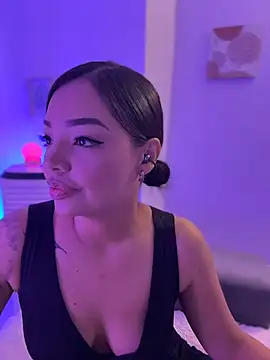 Sara LipsX online show from December 2025 03:37:02 AM