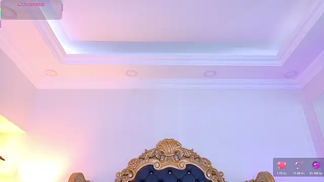 AdelinaVans online show from April 2026 11:45:02 AM