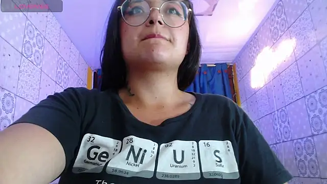 vitoria23  online show from March 2025 05:08:02 PM