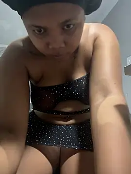 Snapshot of Bootyfulbarbiie chatting on January 2025 11:43:01 PM Bootyfulbarbiie online show from January 2025 11:43:01 PM