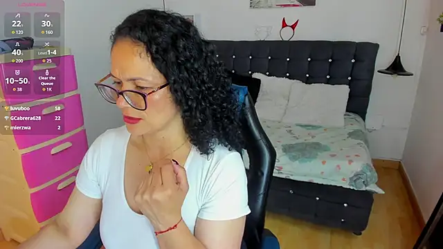 Aliciia cute1 online show from November 2025 10:14:02 PM