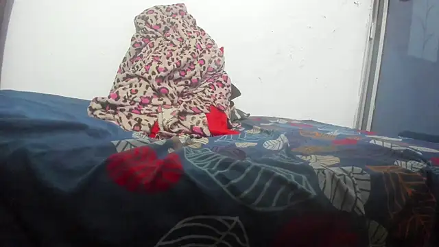 Snapshot of Brenda_Smith69 chatting on January 2026 09:07:02 PM Brenda Smith69 online show from January 2026 09:07:02 PM