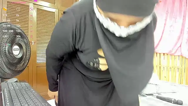 Uzziah Sabag online show from February 2025 12:32:01 AM