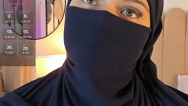 anna-henao online show from December 2024 03:59:02 PM