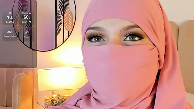 anna-henao online show from February 2025 03:00:01 PM