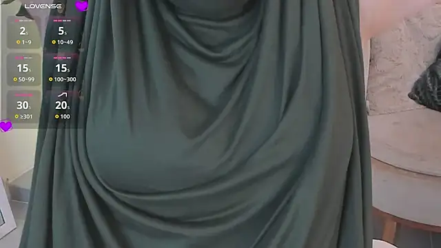 anna-henao online show from March 2026 08:02:02 PM