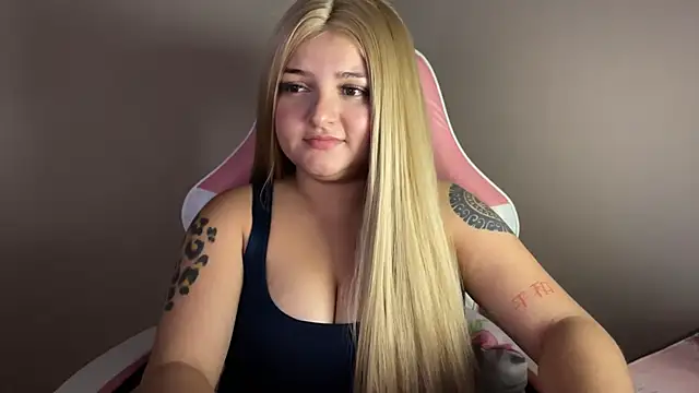 SweetPaige  online show from January 2025 11:36:02 PM