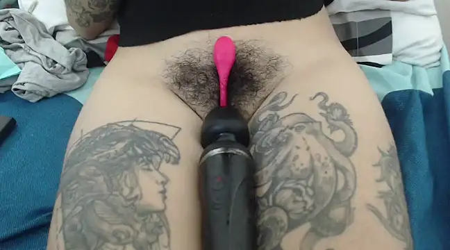 Snapshot of meganfoxx9 chatting on December 2024 10:55:02 PM meganfoxx9 online show from December 2024 10:55:02 PM