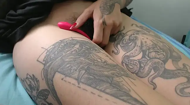 Snapshot of meganfoxx9 chatting on February 2025 10:02:02 PM meganfoxx9 online show from February 2025 10:02:02 PM