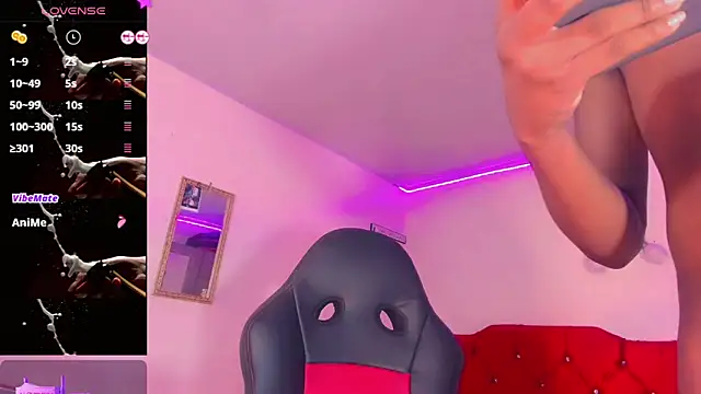 naomy  xx online show from February 2025 10:14:01 AM