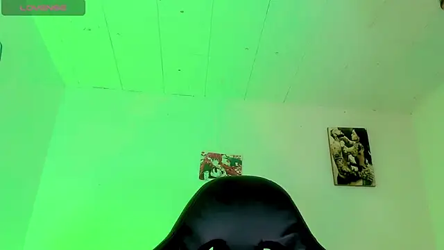 naomy  xx online show from October 2025 03:09:01 AM