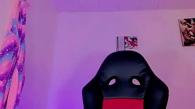 naomy  xx online show from October 2025 03:18:01 AM