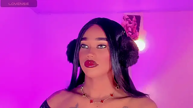 naomy  xx online show from November 2025 03:17:02 AM