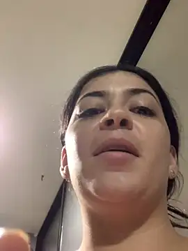 jamilaross online show from February 2025 10:21:01 PM