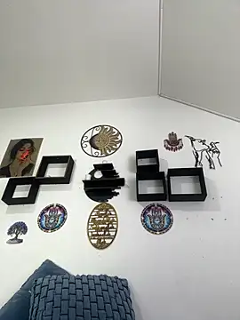 jamilaross online show from May 2026 09:09:02 PM