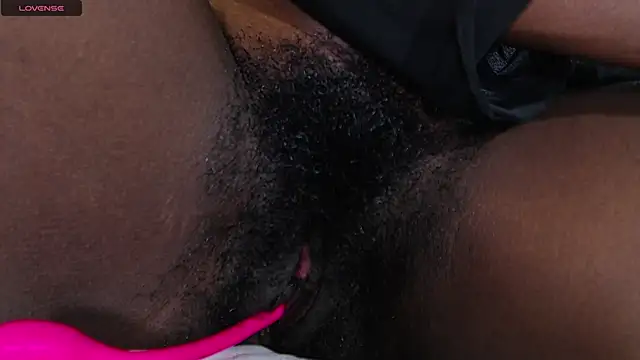 Snapshot of ItsVenuss chatting on February 2025 09:15:01 PM ItsVenuss online show from February 2025 09:15:01 PM