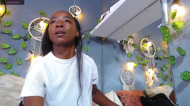 Snapshot of ItsVenuss chatting on March 2025 06:16:01 PM ItsVenuss online show from March 2025 06:16:01 PM