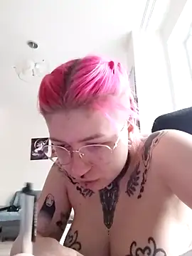 divine eve online show from February 2025 02:54:02 PM