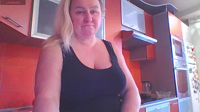 mira robinsonnn online show from February 2026 11:08:02 AM