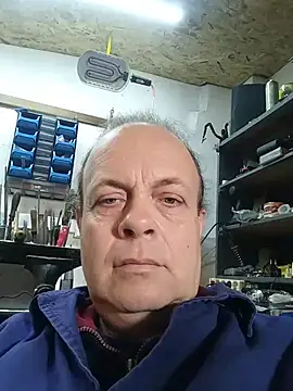 Snapshot of 1Kalandor@xh chatting on February 2026 08:32:01 AM 1Kalandorxh online show from February 2026 08:32:01 AM