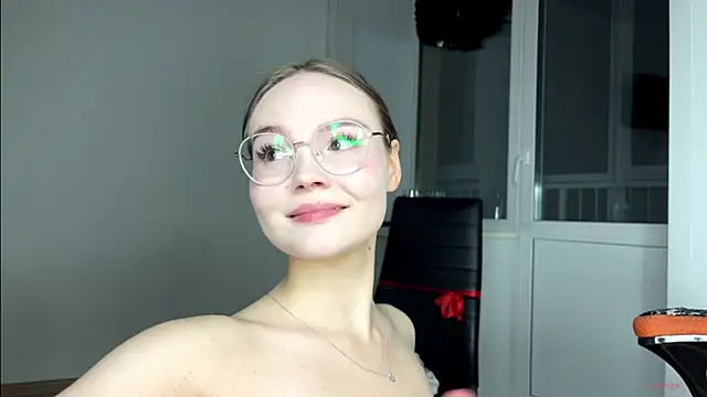 Snapshot of sexstar_lif3style chatting on October 2025 06:48:01 PM sexstar lif3style online show from October 2025 06:48:01 PM