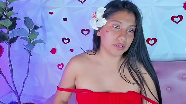 Snapshot of LinnaGardenia chatting on February 2025 05:25:02 PM LinnaGardenia online show from February 2025 05:25:02 PM