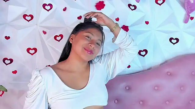 Snapshot of LinnaGardenia chatting on February 2025 01:50:01 PM LinnaGardenia online show from February 2025 01:50:01 PM