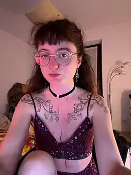 Snapshot of _foxygirl_ chatting on March 2025 10:02:02 PM foxygirl online show from March 2025 10:02:02 PM