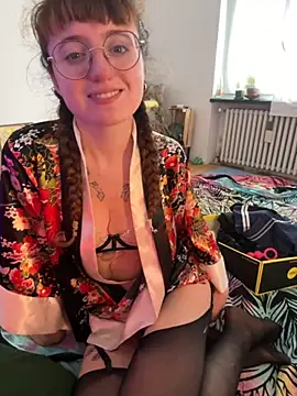 Snapshot of _foxygirl_ chatting on October 2025 11:00:02 AM foxygirl online show from October 2025 11:00:02 AM