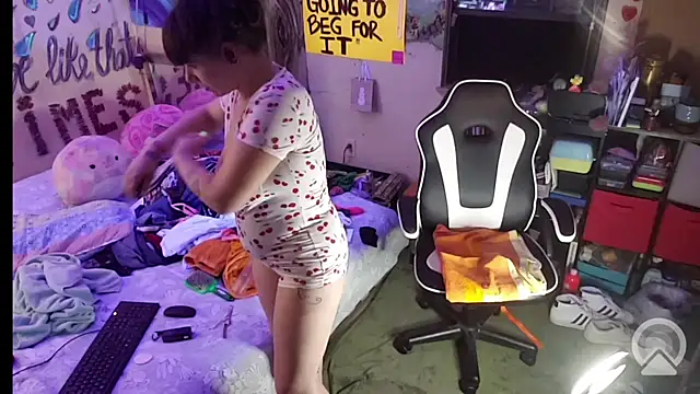 Cloud Master9 online show from October 2025 07:17:02 AM