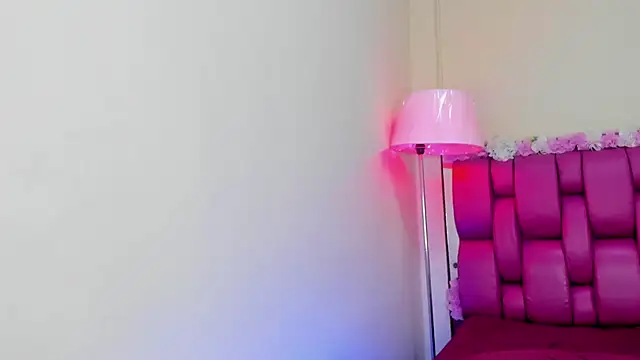 Gabriela Brown online show from December 2024 04:42:01 PM