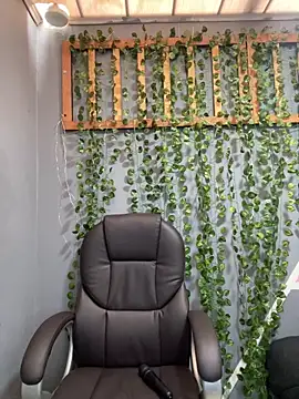 Alanna atm  online show from March 2025 04:51:02 PM