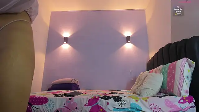 Sofia Clauss  online show from January 2025 04:25:02 AM