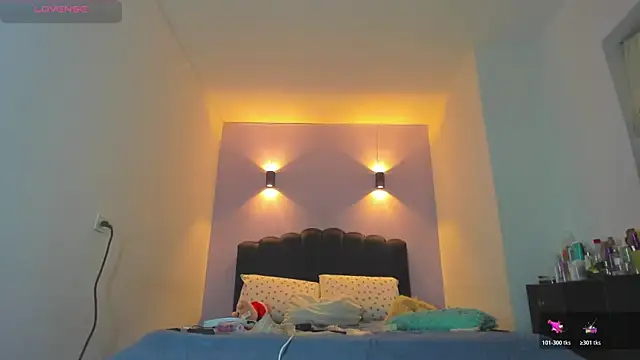 Snapshot of Sofia_Clauss_ chatting on February 2026 04:43:02 AM Sofia Clauss online show from February 2026 04:43:02 AM