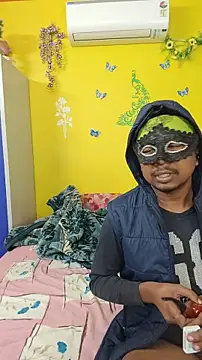 Snapshot of OrgsmMust chatting on December 2025 06:59:02 PM OrgsmMust online show from December 2025 06:59:02 PM