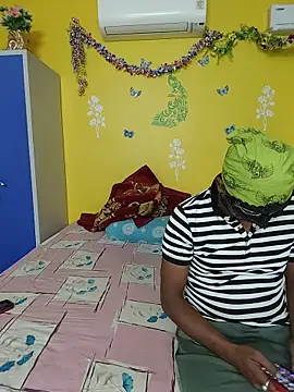 Snapshot of OrgsmMust chatting on February 2026 06:02:01 PM OrgsmMust online show from February 2026 06:02:01 PM