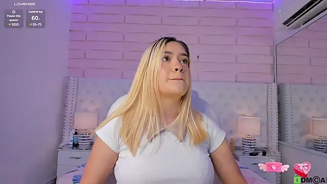 Yaaky  online show from December 2024 01:26:02 AM