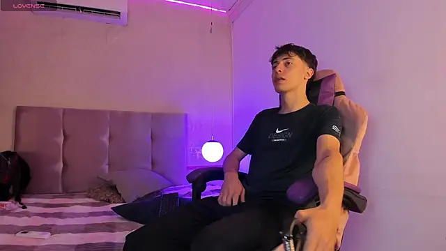 AlessandroDybala online show from March 2025 12:01:02 PM