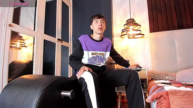 AlessandroDybala online show from March 2025 11:47:02 AM