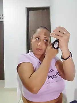 zandra kiman online show from September 2025 04:17:02 AM