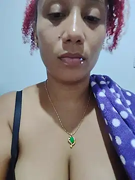 Snapshot of zandra_kiman chatting on July 2026 06:18:01 AM zandra kiman online show from July 2026 06:18:01 AM